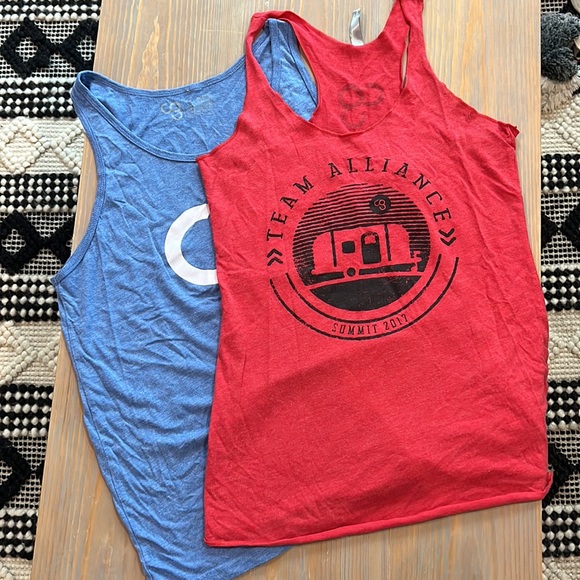 Bundle of two Camp Gladiator Tank Tops - Picture 4 of 8